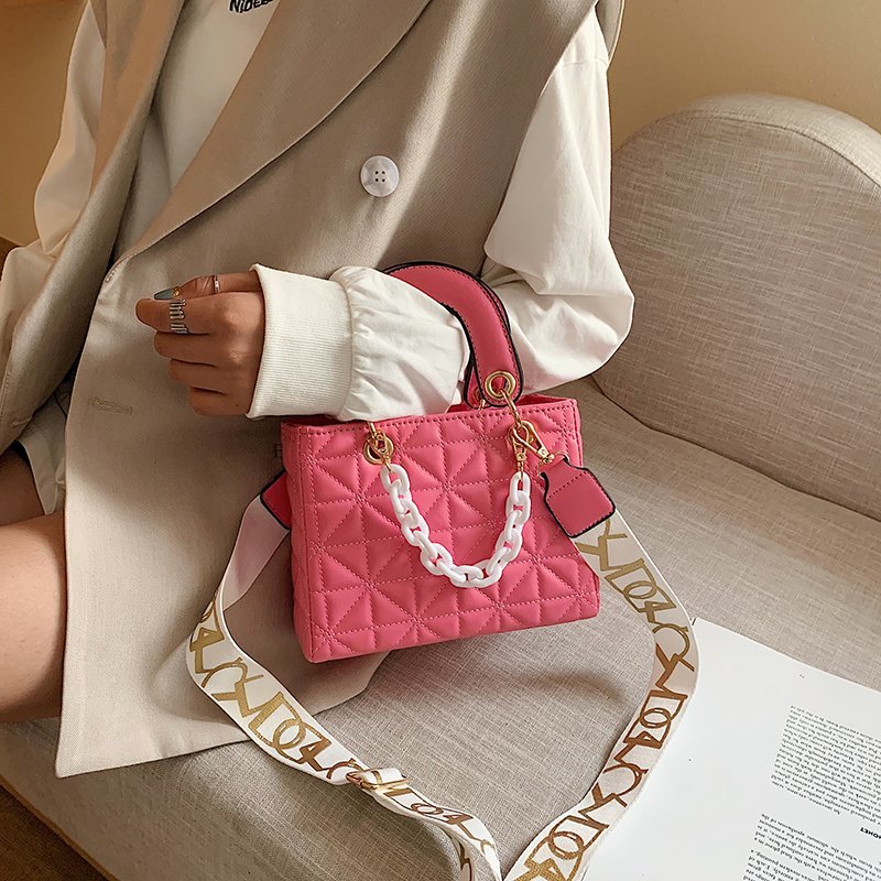 Stylish Handbag for occasion