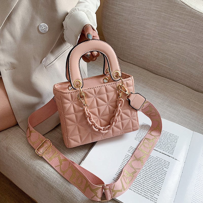 Stylish Handbag for occasion