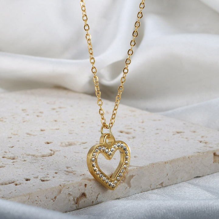 Fashion Love Heart Cubic Zirconia Pendant Necklace